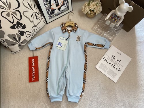 Burberry High-Quality Unisex Baby Fleece-Lined Cotton Onesie 