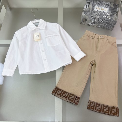 Fendi Unisex Premium Kids Cotton 2-Piece Set Comfortable Stylish