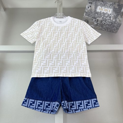 Fendi Kids Premium Cotton Set with Classic All-Over Print 